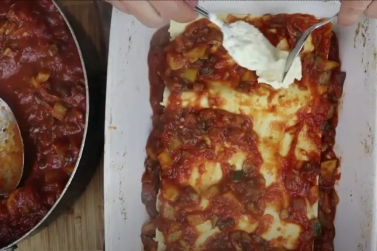 Put The Vegetarian Lasagna Together