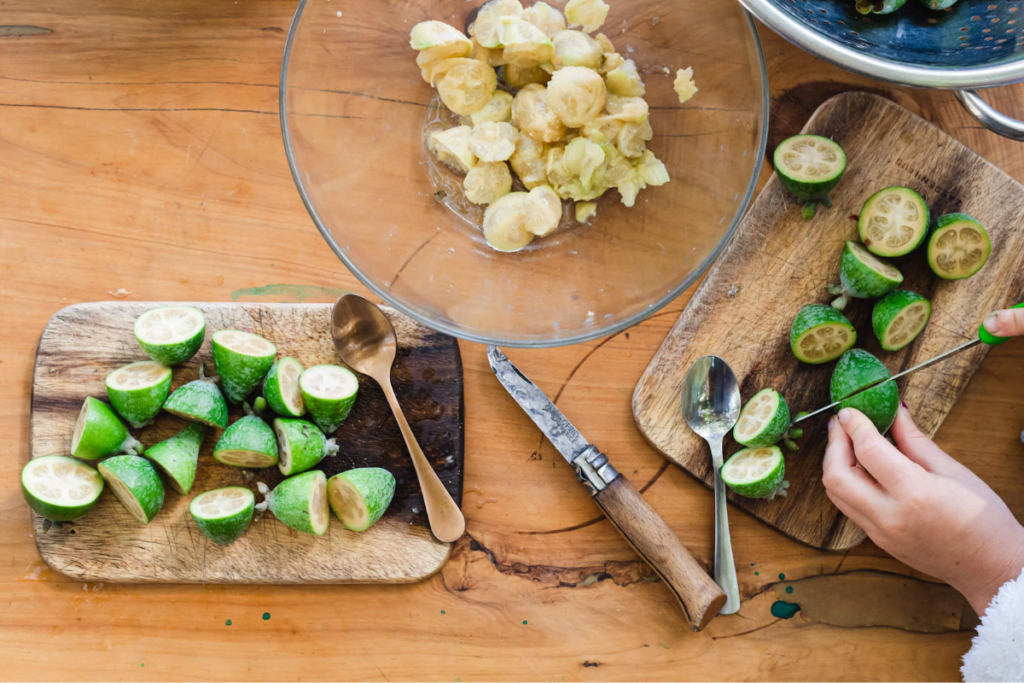 prepping feijoa